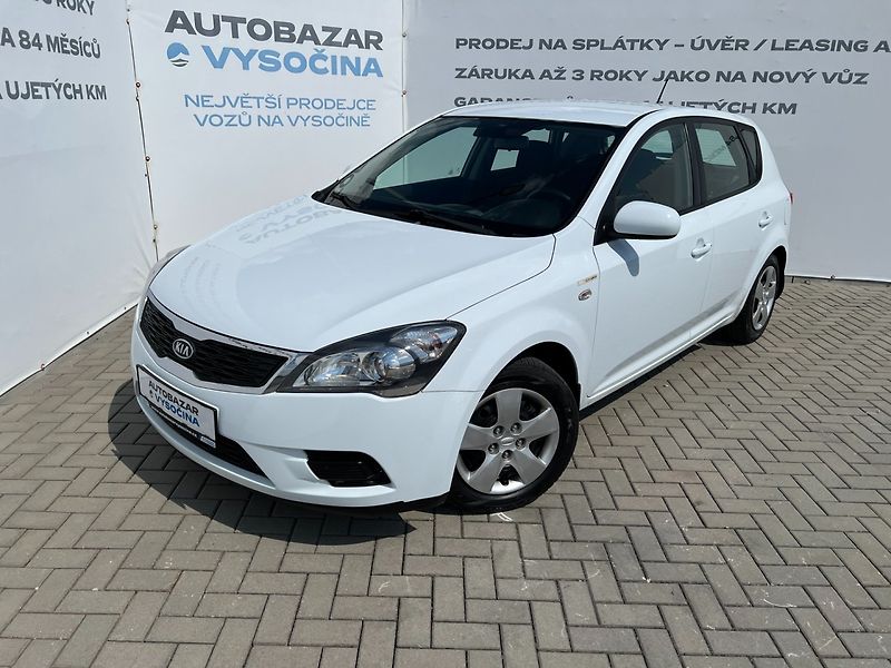 Kia Ceed (2012) 1.4CVVT ČR+1.majitel!! Tažné! - fotka 8 z 19