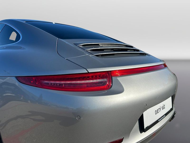 Porsche 911 4S - fotka 10 z 30