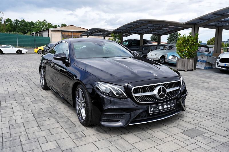 Mercedes-Benz Třídy E E 300d AMG Avantgarde/245 PS - fotka 8 z 34