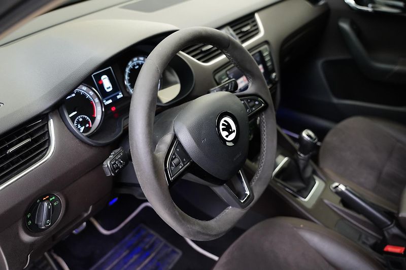 Škoda Octavia - fotka 13 z 32