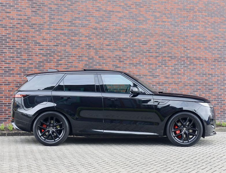 Land Rover Range Rover Sport (2022) 3.0 V6 ehybrid - fotka 12 z 45