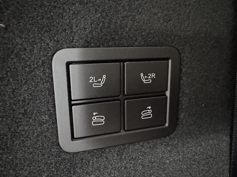 Chery TIGGO 9 PHEV (2026) 1,5T Unique - fotka 24 z 63