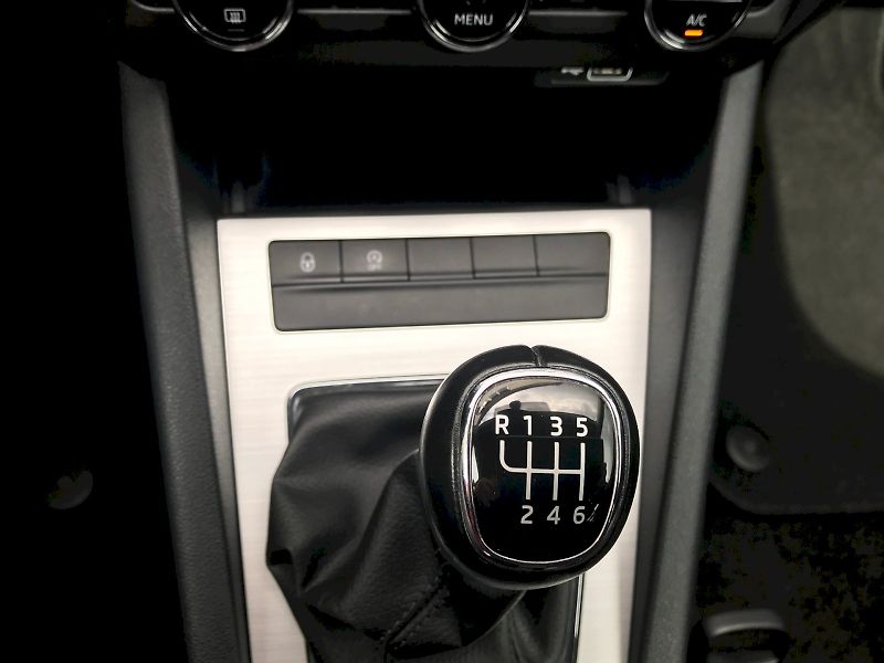 Škoda Octavia (2019) Ambition 1,5 TSI - fotka 15 z 25
