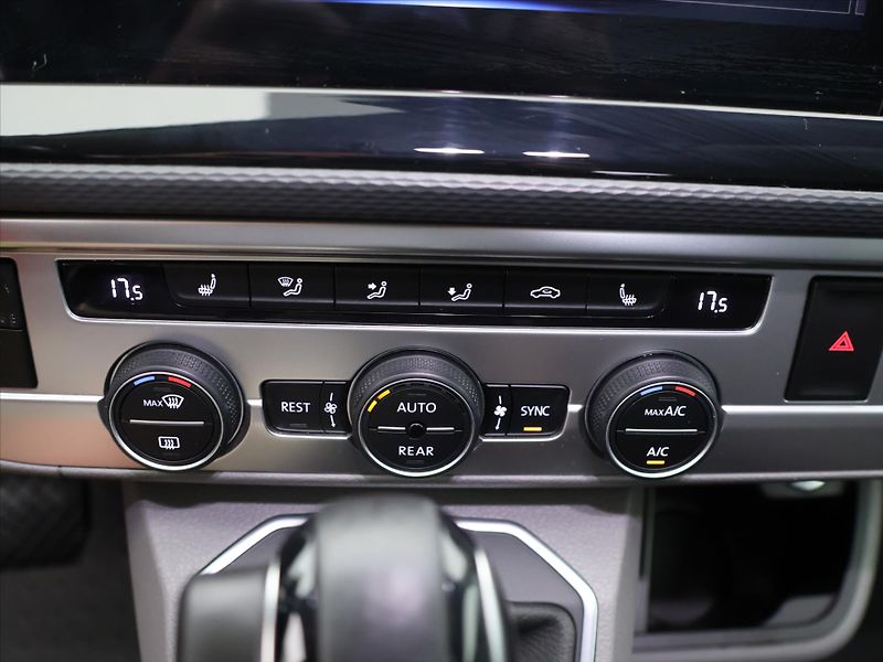 Volkswagen Caravelle 2,0 TDI 150kW DSG L2 9Míst DPH - fotka 19 z 27