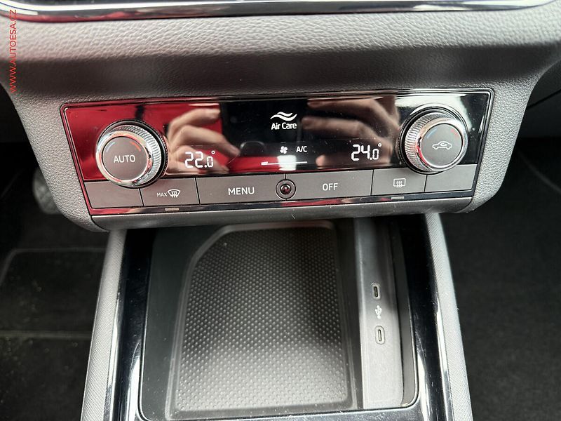 Škoda Kamiq (2021) 1.0 TSi, Business, DSG, LED - fotka 19 z 20