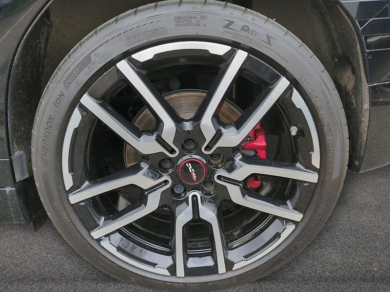Mini JCW Aceman E - fotka 16 z 17