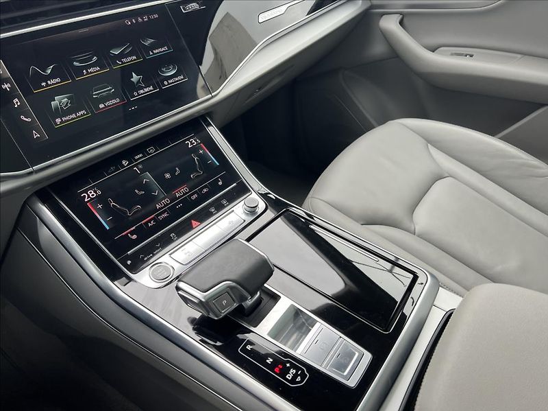 Audi Q7 55 TFSi e,ACC,Pano,DPH,1.Maj - fotka 23 z 29