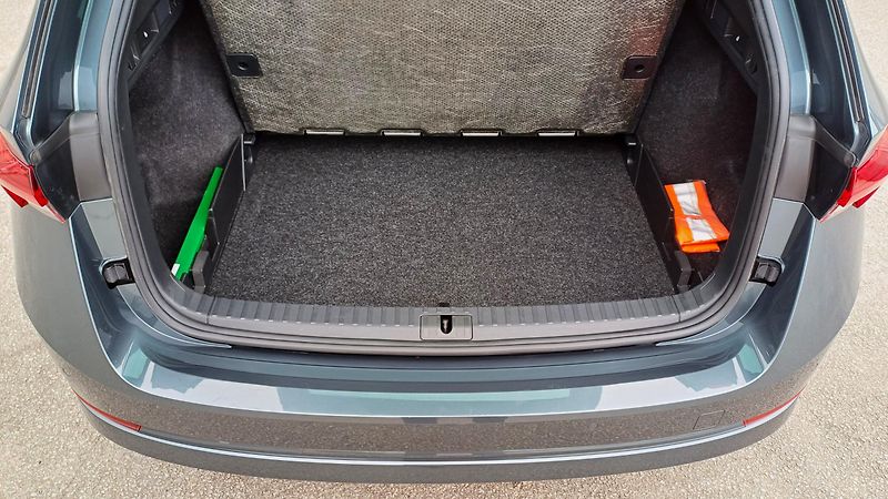 Škoda Octavia (2022) combi 2.0 TDI 110kW DSG-SPORT - fotka 15 z 46