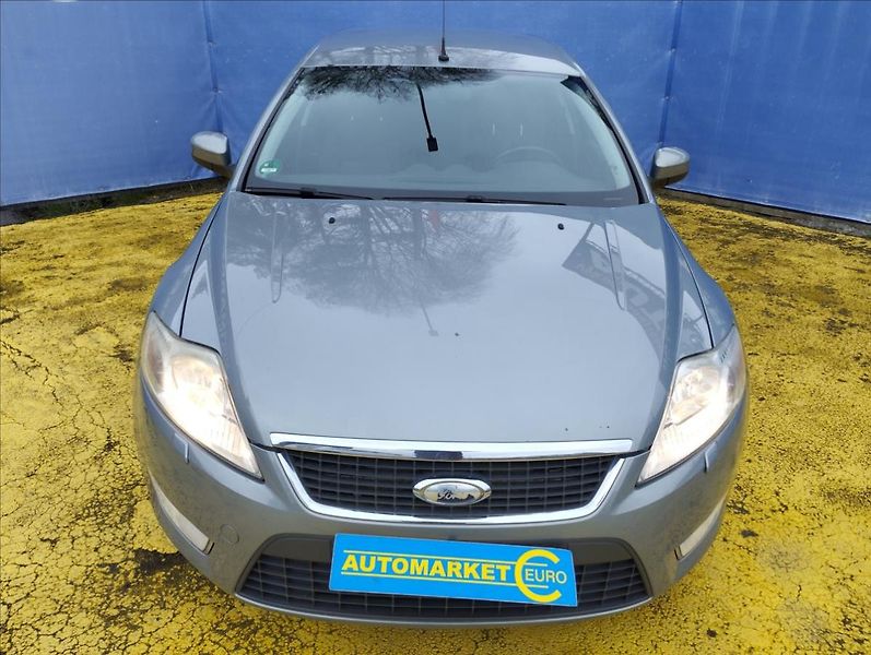 Ford Mondeo 2,0 107KW - fotka 2 z 16
