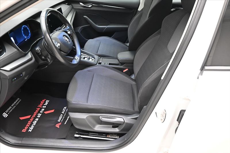 Škoda Octavia 2,0 TDI 110kW DSG Ambition Zár - fotka 13 z 30
