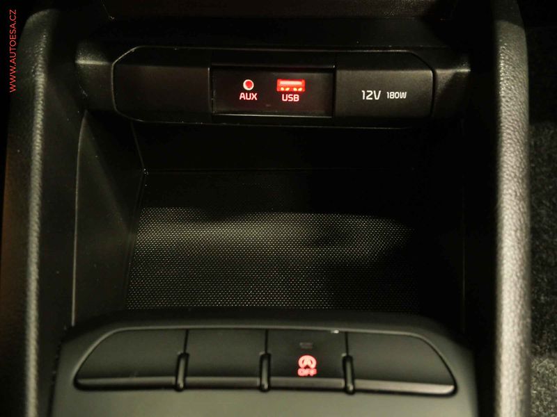 Kia Rio (2019) 1.2i, 2.maj,ČR, AC, park - fotka 20 z 22