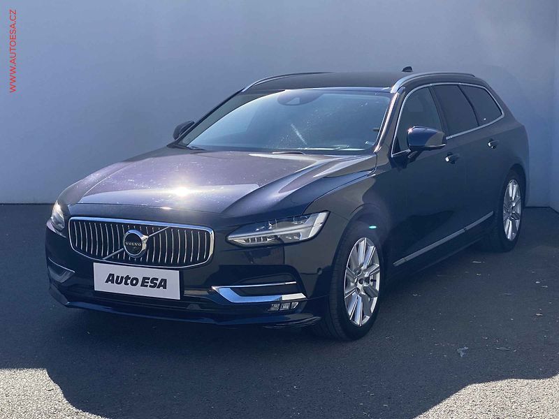 Volvo V90 (2018) 2.0D, AT, navi, LED - fotka 3 z 20