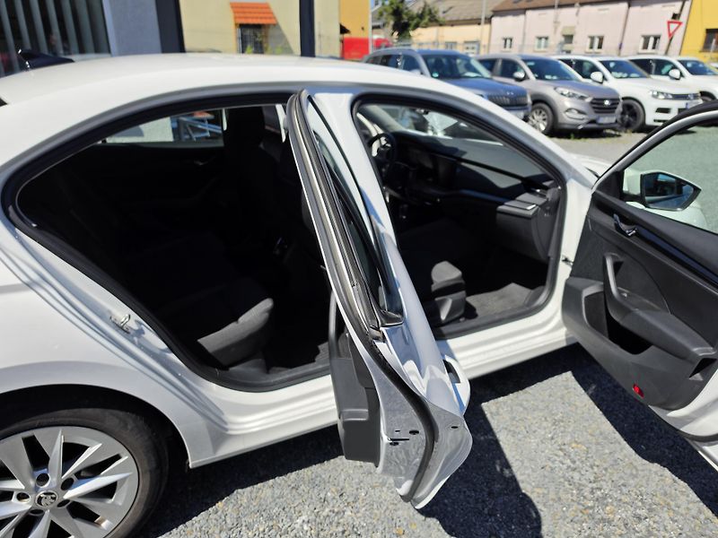 Škoda Octavia 2.0 TDI TZ - fotka 14 z 14