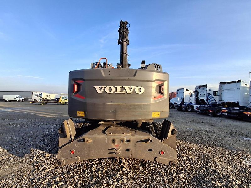 Volvo (2020) EW240EMH material handling - fotka 4 z 9