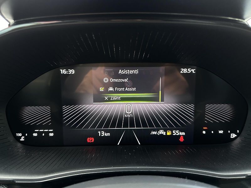 Škoda Fabia 1.0TSi 95PS LED V.Cockpit Clim - fotka 18 z 34
