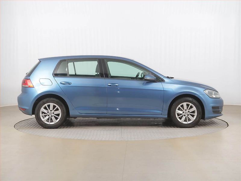 Audi A4 (2015) S-Line 2.0 TDI, Automat - fotka 6 z 15