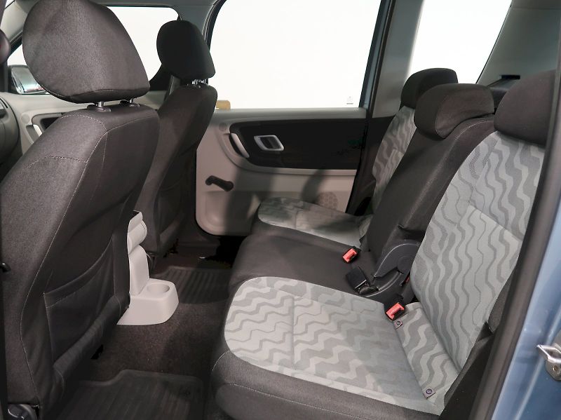 Škoda Roomster (2007) STYLE 1.4i 16V 63KW TAŽNÉ - fotka 15 z 26