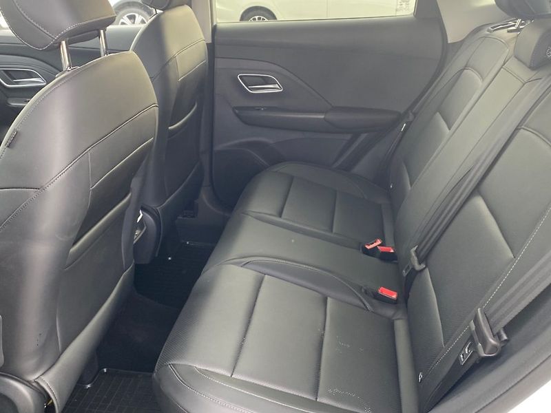 MG ZS (2025) 1,5 Hybrid+ Exclusive - fotka 10 z 32