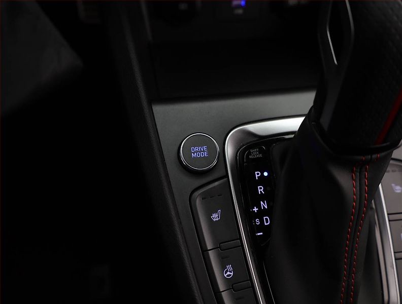 Hyundai Kona (2023) N-Line 1.6 T-GDI - fotka 12 z 20