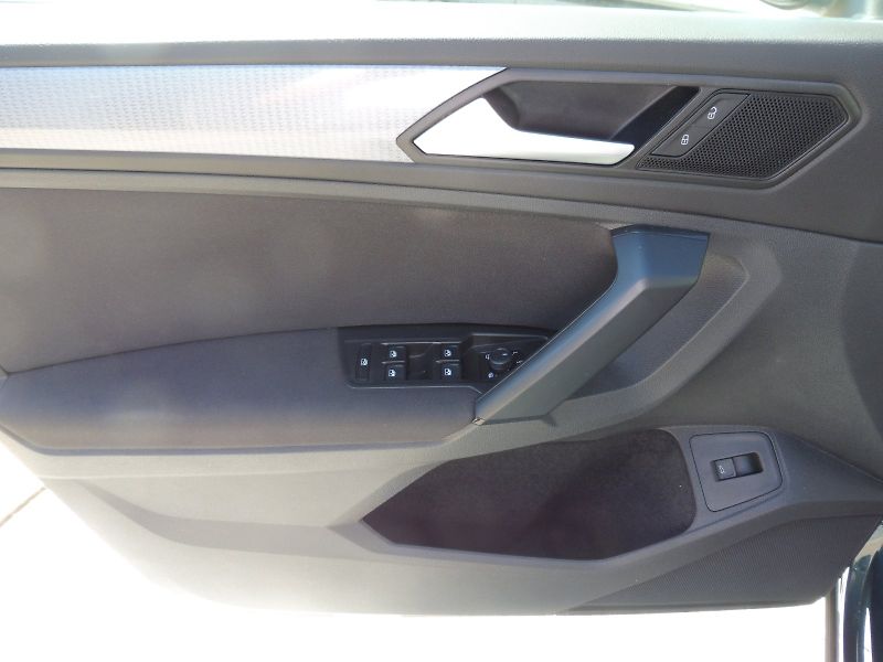 Volkswagen Tiguan (2023) Life 1,5 TSI 110kW - fotka 16 z 25