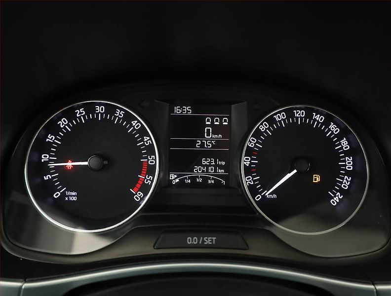 Škoda Fabia (2017) Ambition 1.4 TDI, Tempomat - fotka 8 z 18