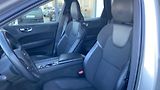 Volvo XC60 MOMENTUM PRO, B4 AWD, 145+10 k - náhled 8