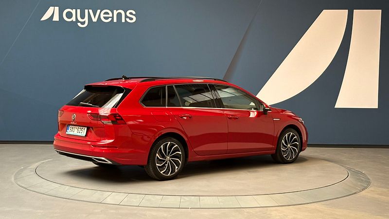 Volkswagen Golf 1.5 TSI EVO 110 kW Style Varia - fotka 2 z 17