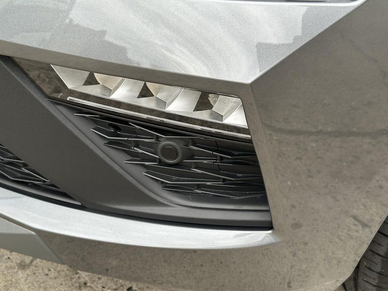 Škoda Kamiq 1.0TSi DSG 116PS KAMERA+PDC P/ - fotka 9 z 43