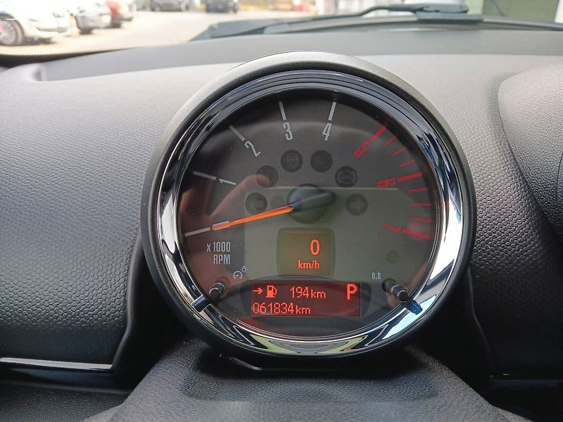 Mini Countryman 2.0D  S WORKS 4X4 - fotka 12 z 26