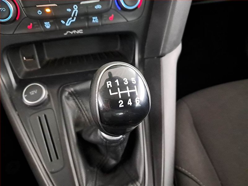 Ford Focus (2017) 1.5 TDCi, Tempomat - fotka 16 z 20