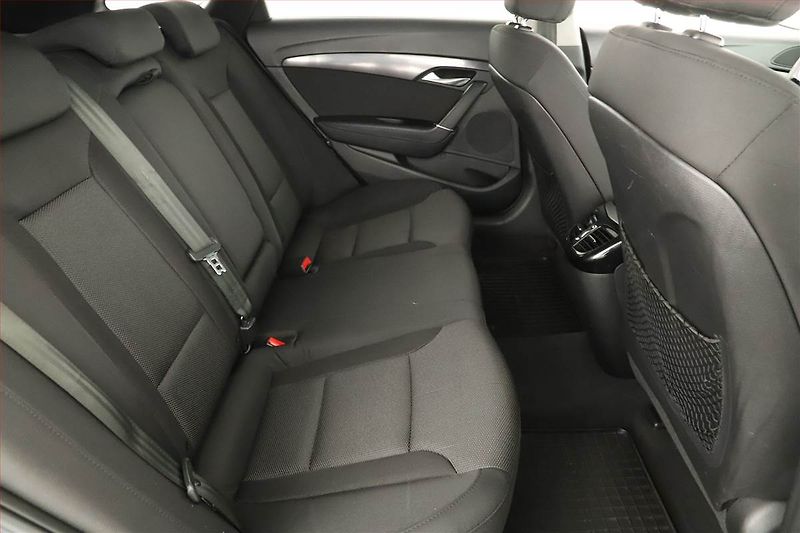 Hyundai i40 (2014) 1.7 CRDi, Automat, Tempomat - fotka 7 z 15