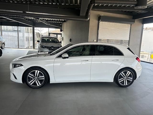 Mercedes-Benz Třídy A (2022) A200 4Matic Urban Progressive  - fotka 4 z 32