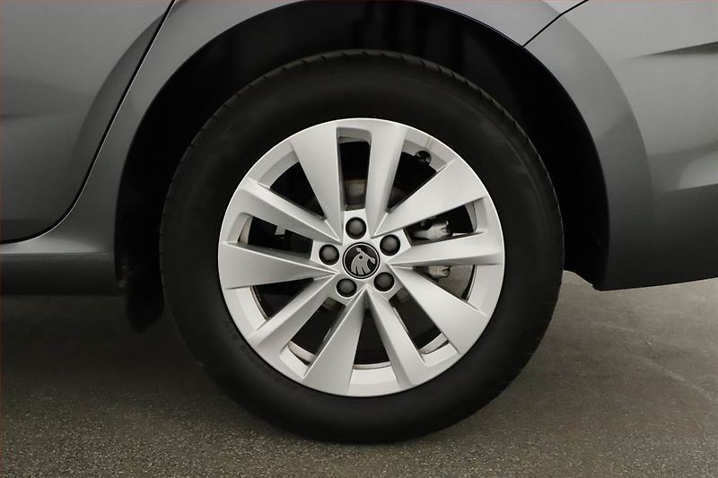 Škoda Scala (2025) 1.0 TSI, Top Selection, FullLe - fotka 12 z 18