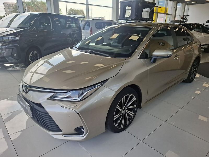 Toyota Corolla 1.5i 92KW 2023 COMFORT - fotka 1 z 11