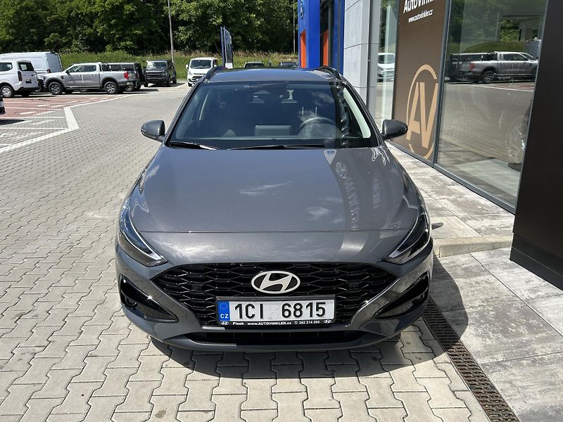 Hyundai i30 26 WG 1,0 T-GDI MT SMART - fotka 2 z 32