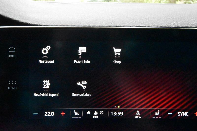 Škoda Octavia RS 2.0 TDI 147 kW DSG 4X4, ČR - fotka 26 z 50