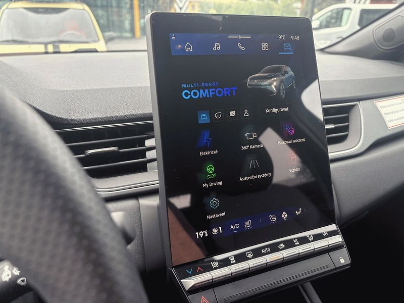 Renault Symbioz (2025) Techno E-Tech 160 - fotka 16 z 22