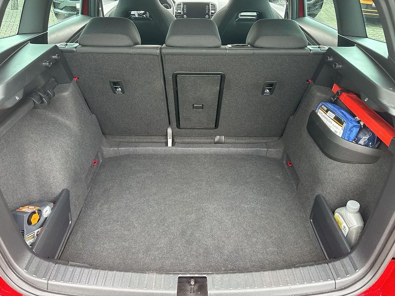 Škoda Karoq (2022) 2.0 TSI 4x4 DSG SportLine - fotka 30 z 35