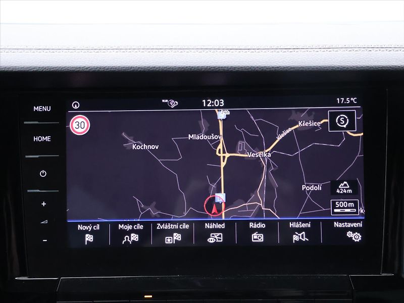 Volkswagen Touareg 3,0 TDI 170kW DSG 4M LED CZ - fotka 21 z 31
