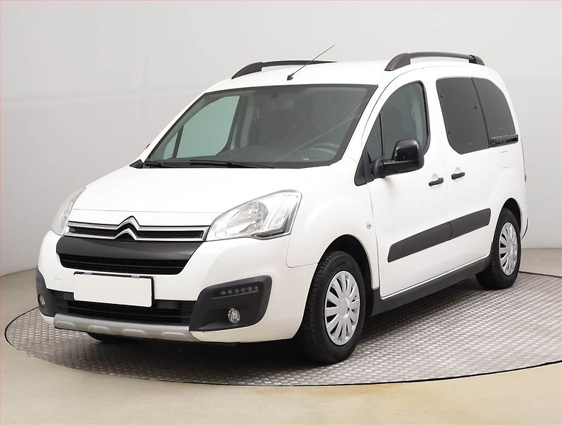 Citroën Berlingo (2016) XTR 1.6 BlueHDi, 5Míst, ČR - fotka 2 z 15