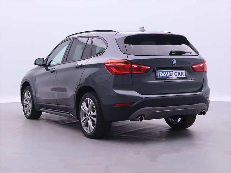 BMW X1 2,0 Xdrive 18d Sport - fotka 5 z 40