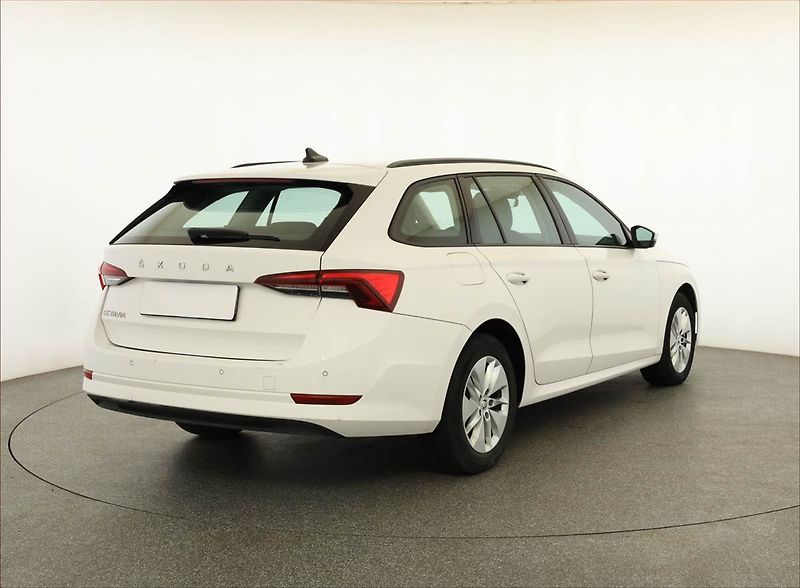 Škoda Octavia (2020) 2.0 TDI, Serv.kniha, Tempomat - fotka 5 z 18