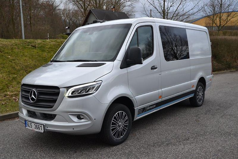 Mercedes-Benz  317 9G Camper - vestavba - fotka 4 z 58