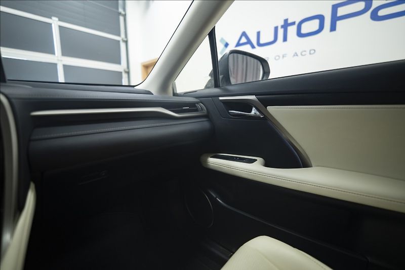 Lexus RX 3,5 AWD HYBRID 1. MAJITEL ČR - fotka 38 z 50
