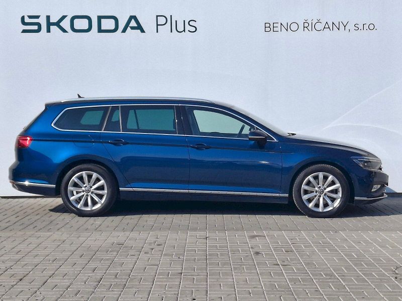 Volkswagen Passat (2023) Variant Elegance DSG 2,0TDi 11 - fotka 12 z 35