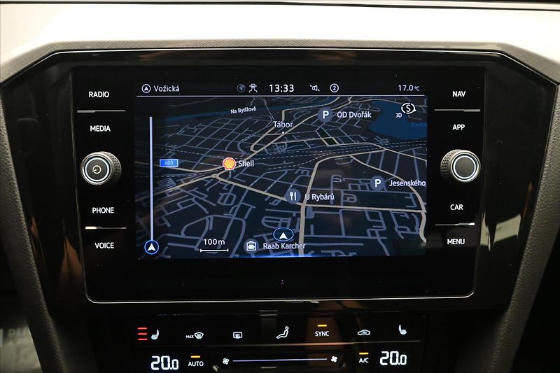 Volkswagen Passat 2,0 TDI 110 KW DSG Business Zá - fotka 20 z 32