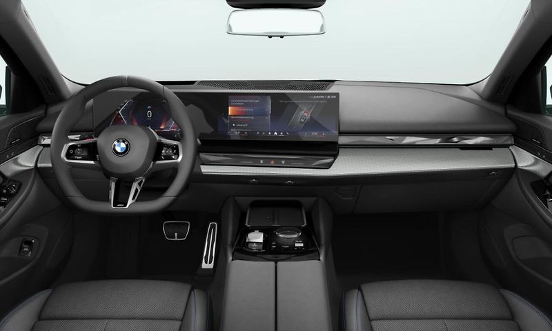 BMW Řada 5 540d xDrive Touring - fotka 3 z 4