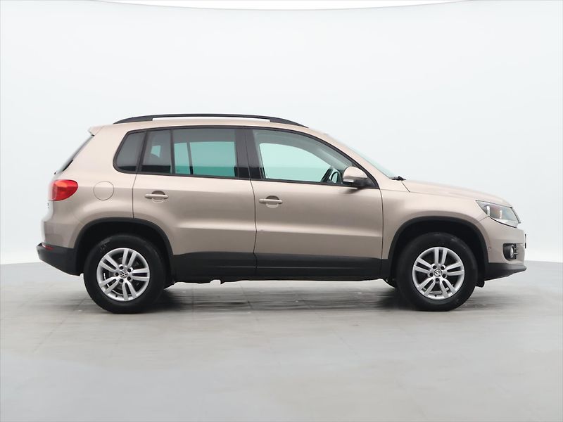 Volkswagen Tiguan 1,4 TSI 118kW CZ 2.Maj Klima - fotka 8 z 29