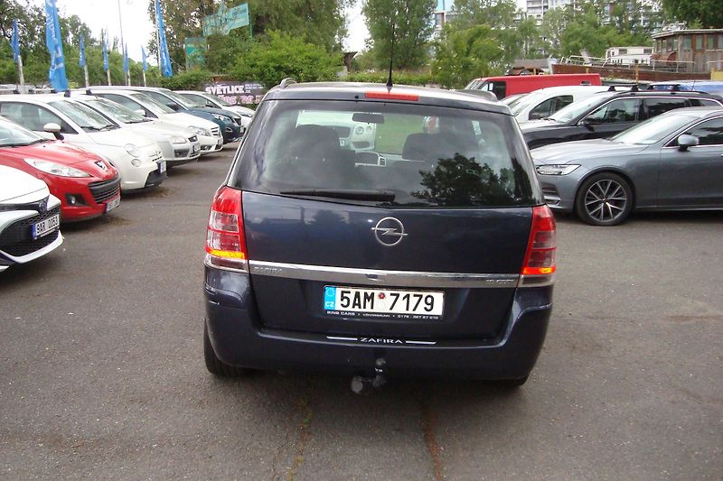 Opel Zafira (2008) 1.9 CDTi,7-M,2.Maj.S.Kn.STK 28 - fotka 6 z 50