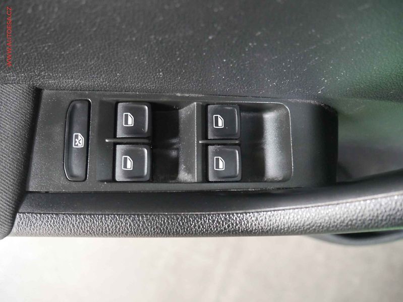 Škoda Fabia (2014) 1.2 TSi, ČR, Style - fotka 20 z 21